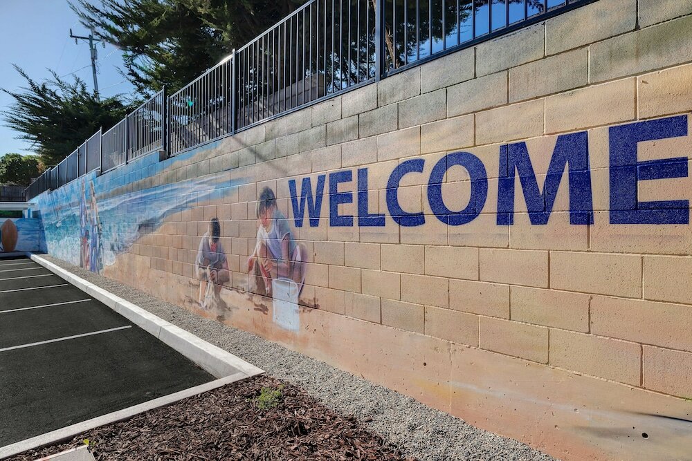 Фото Hampton Inn & Suites Marina