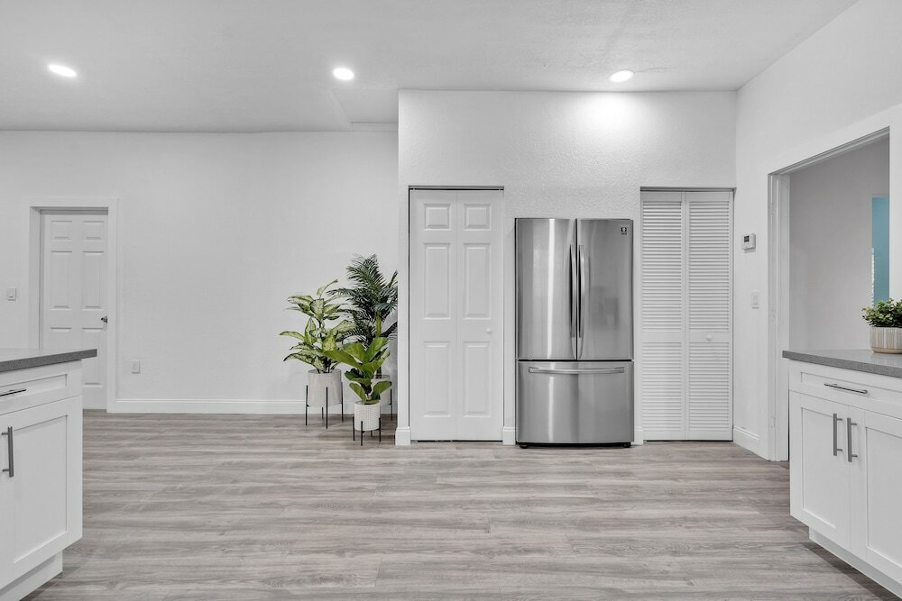 Фото Modern & Cozy 5bd House in Buenavista