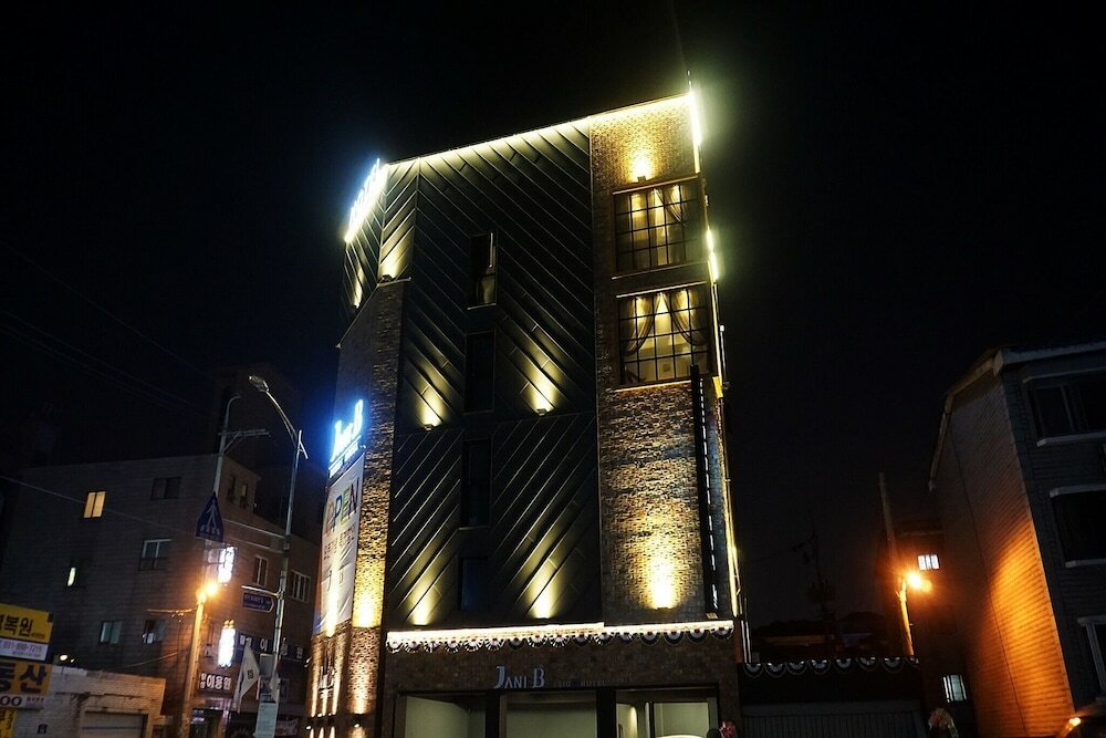 Фото Suwon Gwonseon-dong Jani B Hotel