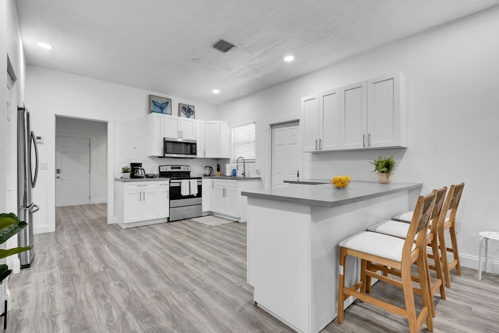 Фото Modern & Cozy 5bd House in Buenavista