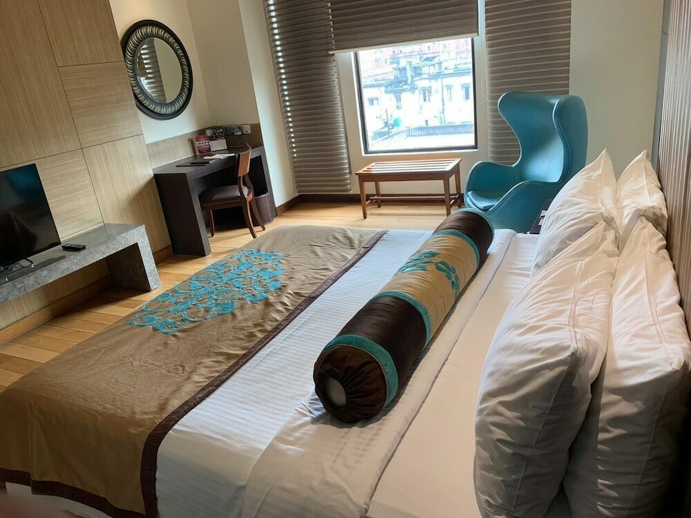 Фото The LaLiT Great Eastern Kolkata