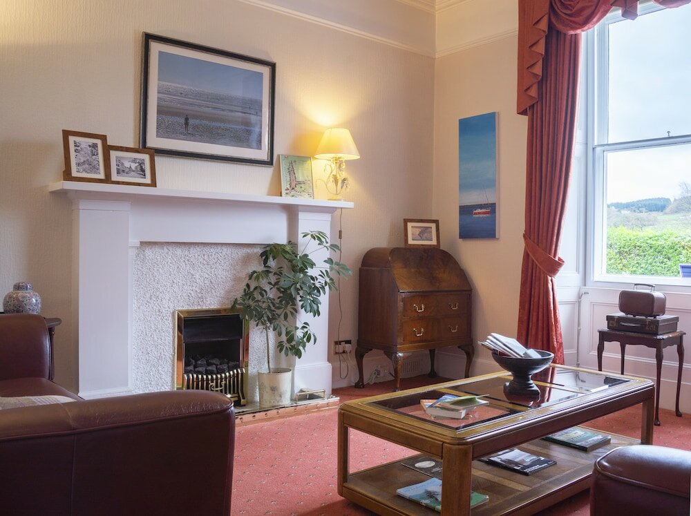 Фото Queensberry House