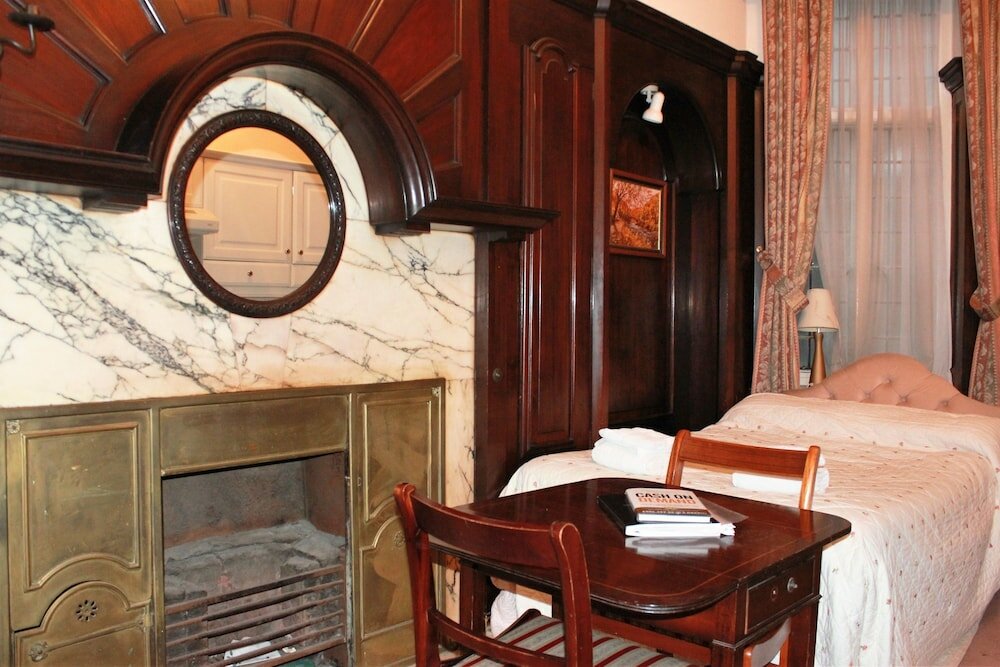 Фото London Aparthotel