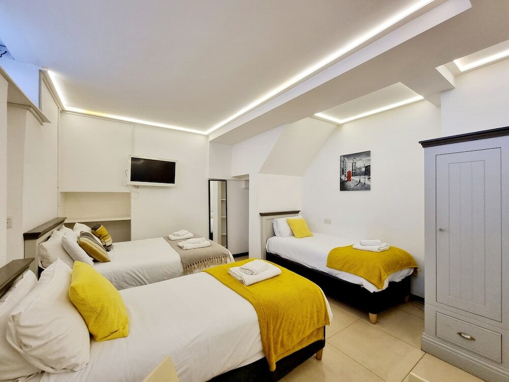 Фото London Stay Apartments