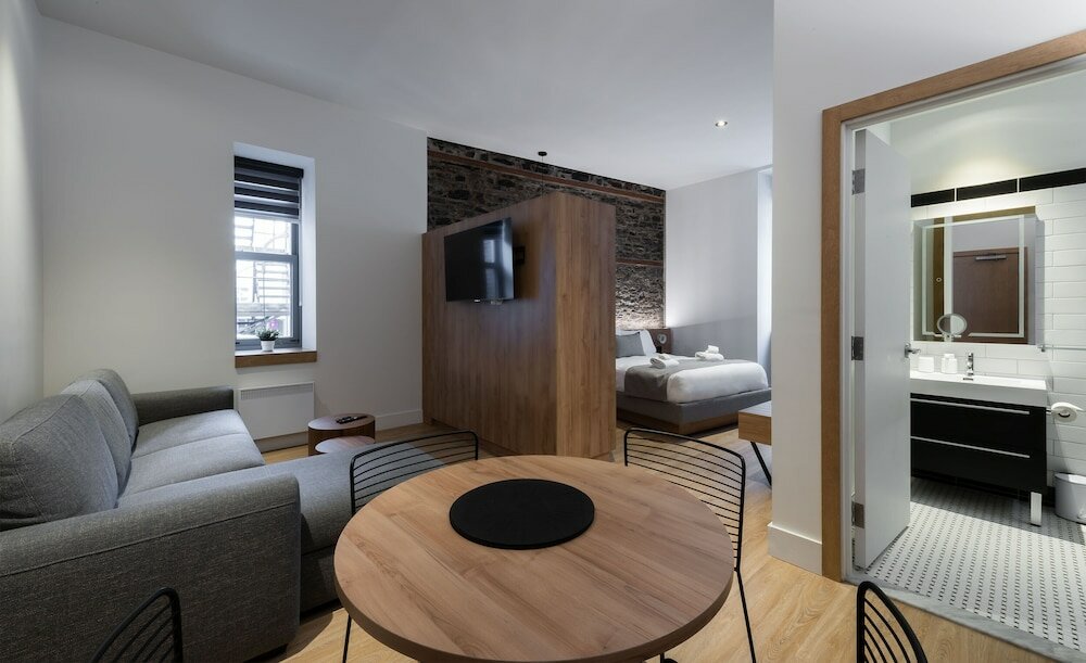 Фото Le 31 McMahon