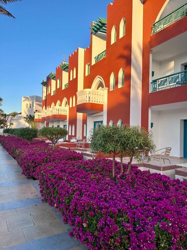 Sunrise Garden Beach Resort