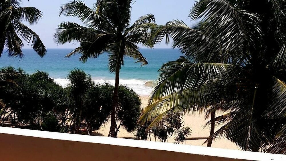 Фото Time N Tide Beach Resort