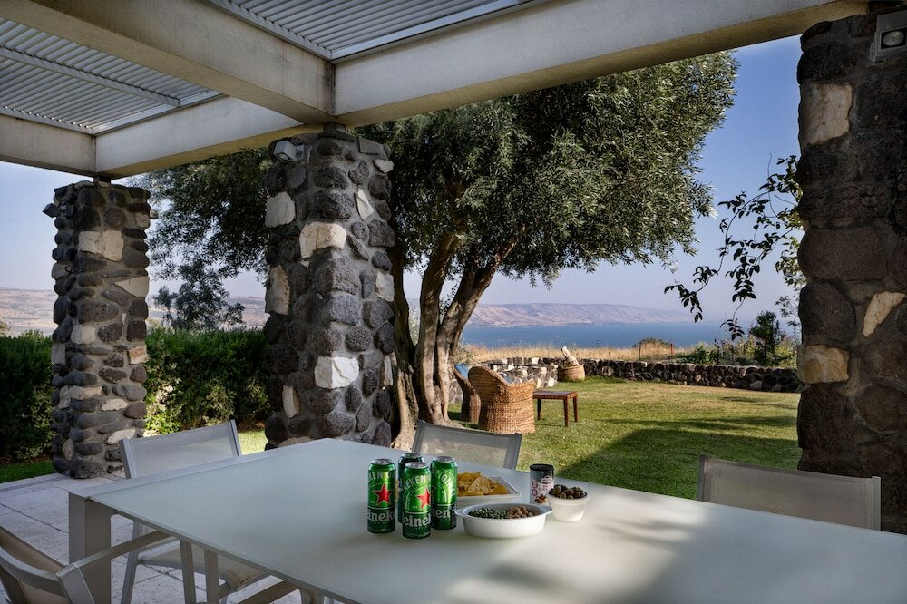 Фото Almagor House