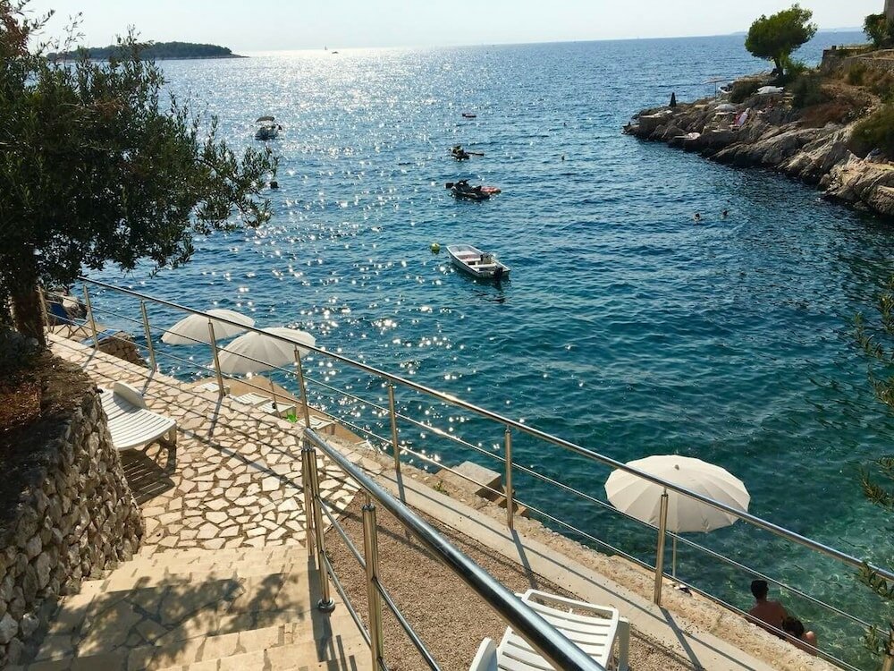 Фото Oasis Premium Primosten