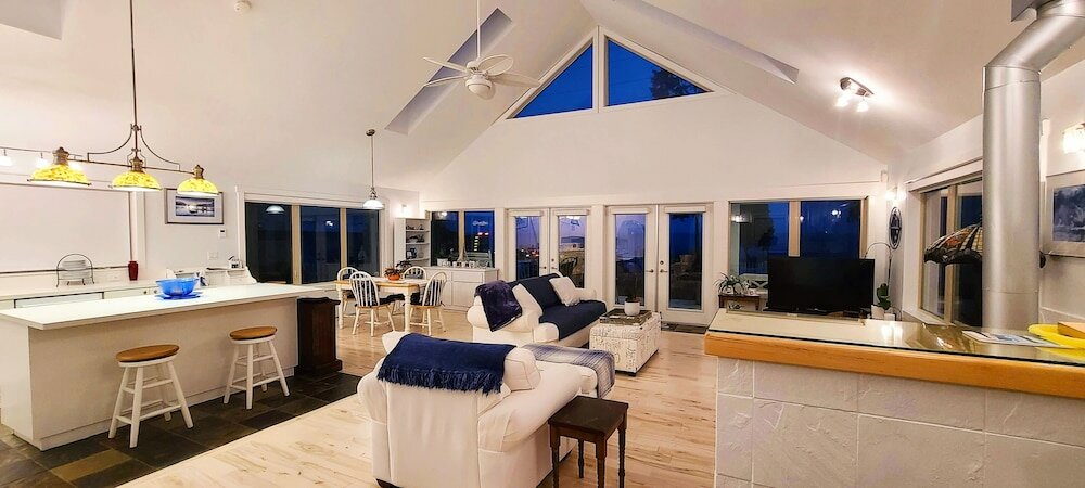 Фото The White House