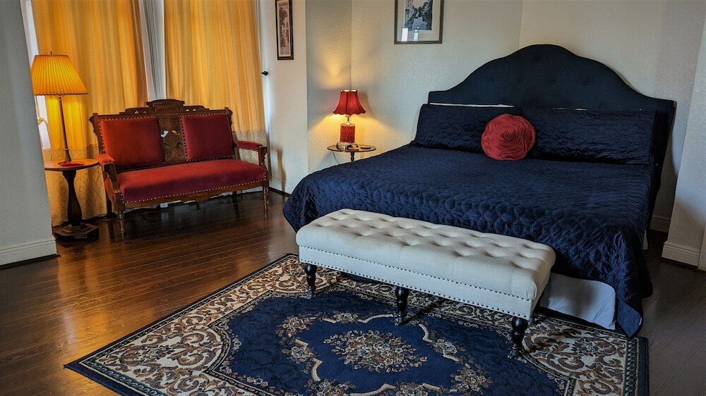 Фото The 1890 Freeman House