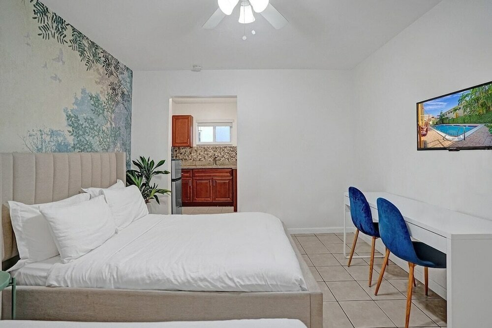 Фото Restaurants, Nightlife Dania Beach Holiday