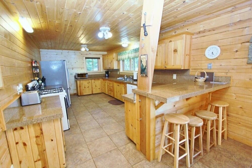 Фото Red Cedar Cabin