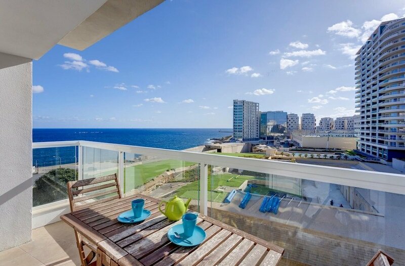 Гостиница Modern Seaview Apartment, Top Location