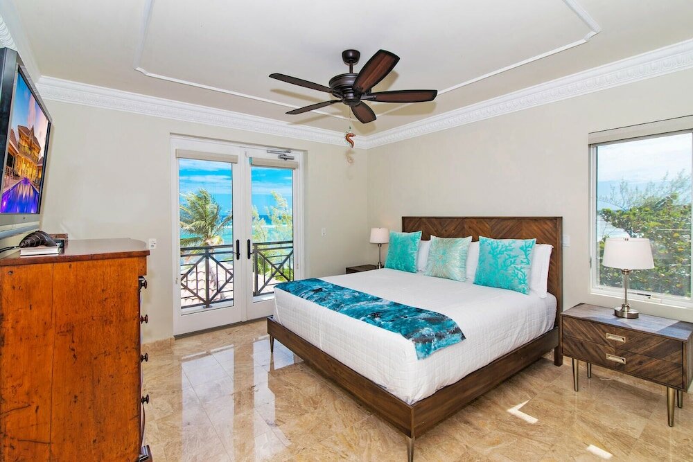 Фото Blue Water Villa