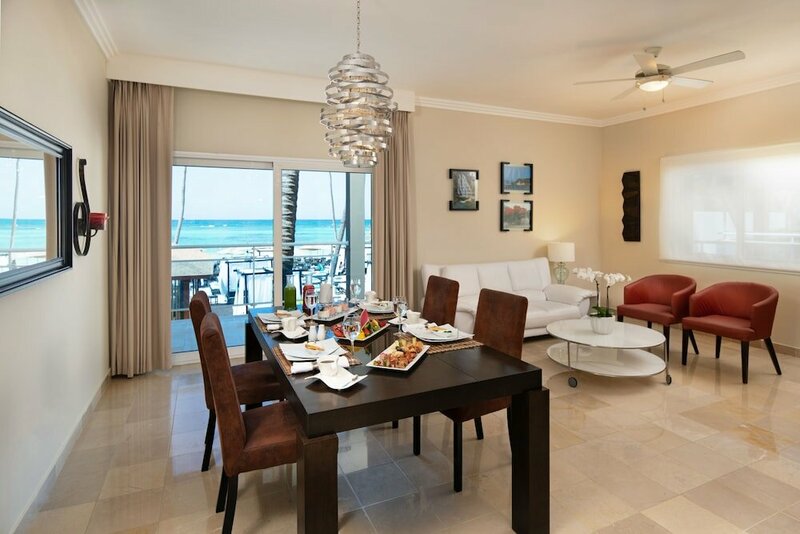 Гостиница Presidential Suites Self Catering Punta Cana