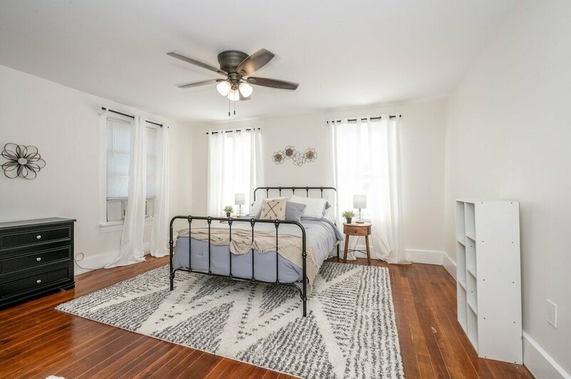 Гостиница Historic Ludlow Apt B