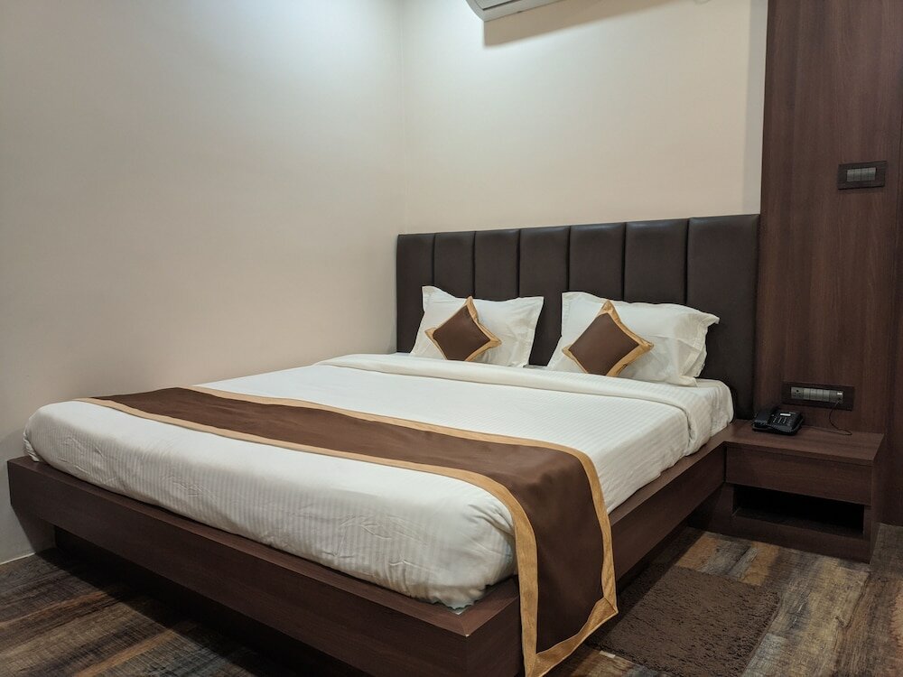 Фото Hotel Relax - Nagaon