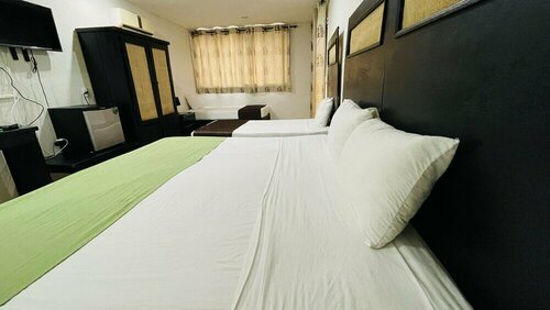 Гостиница Hotel B&b - 5th Avenue в Плая-дель-Кармен