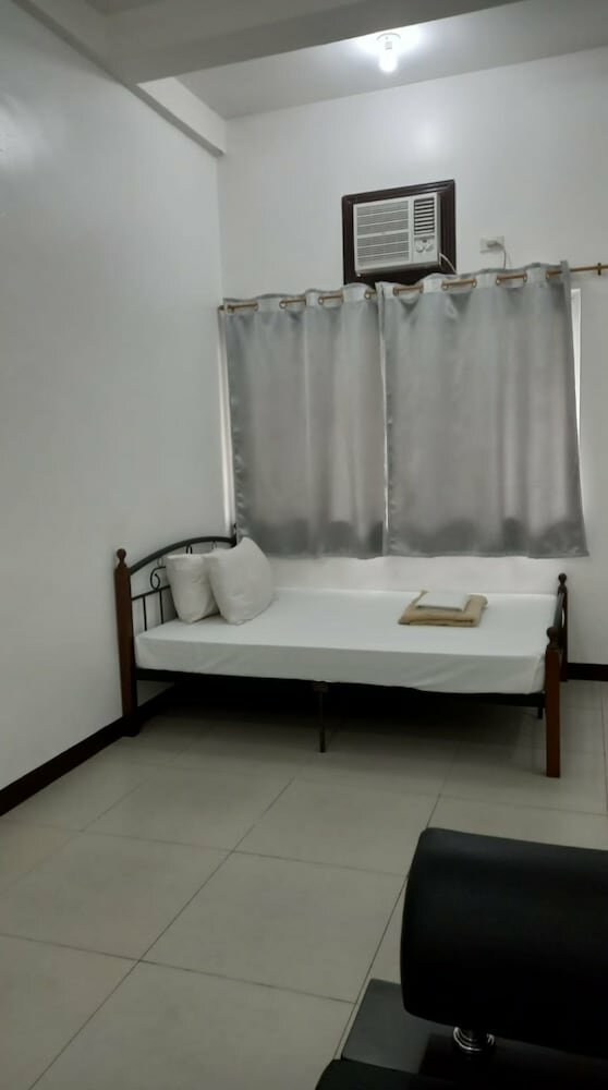 Hotel Oyo 903 Tesoro Apartments, Manila, photo