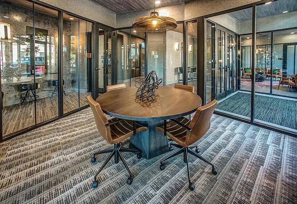 Фото Luxury Furnished Apartments by Hyatus at Amistad Park