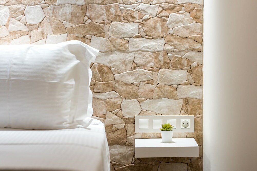 Фото Oinoelia Luxury Suites & Residence