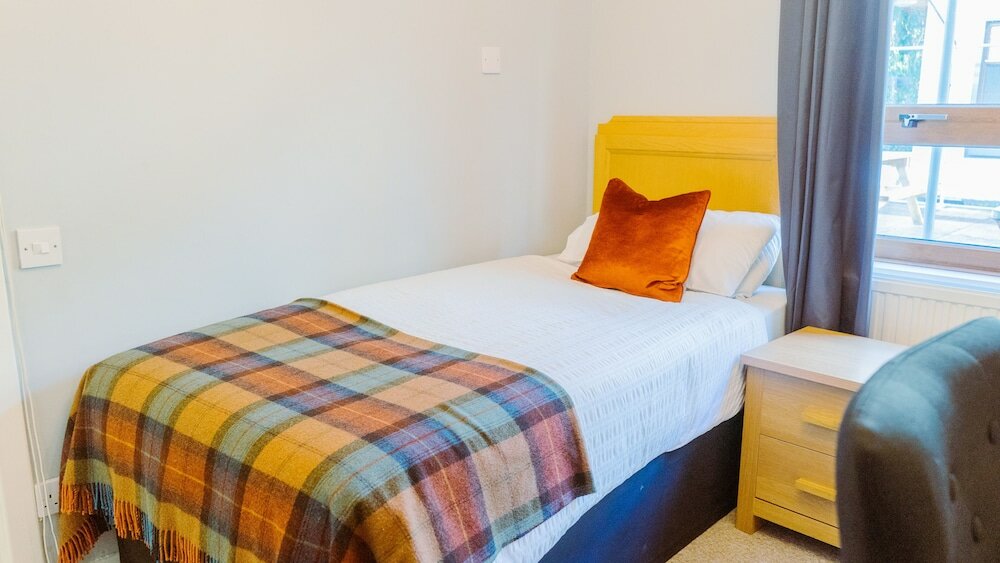 Фото West End Hotel