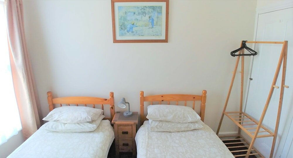 Фото 3-bed House With Superfast Wi-fi, Dw Lettings 15vr