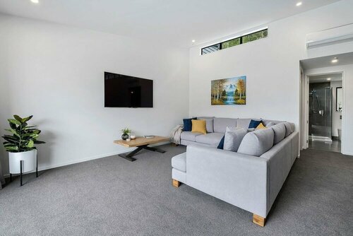 Гостиница The Rees Hotel and Luxury Apartments в Куинстауне