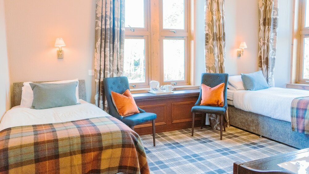 Фото West End Hotel