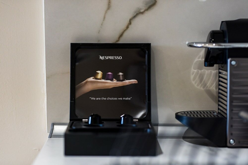 Фото Oinoelia Luxury Suites & Residence