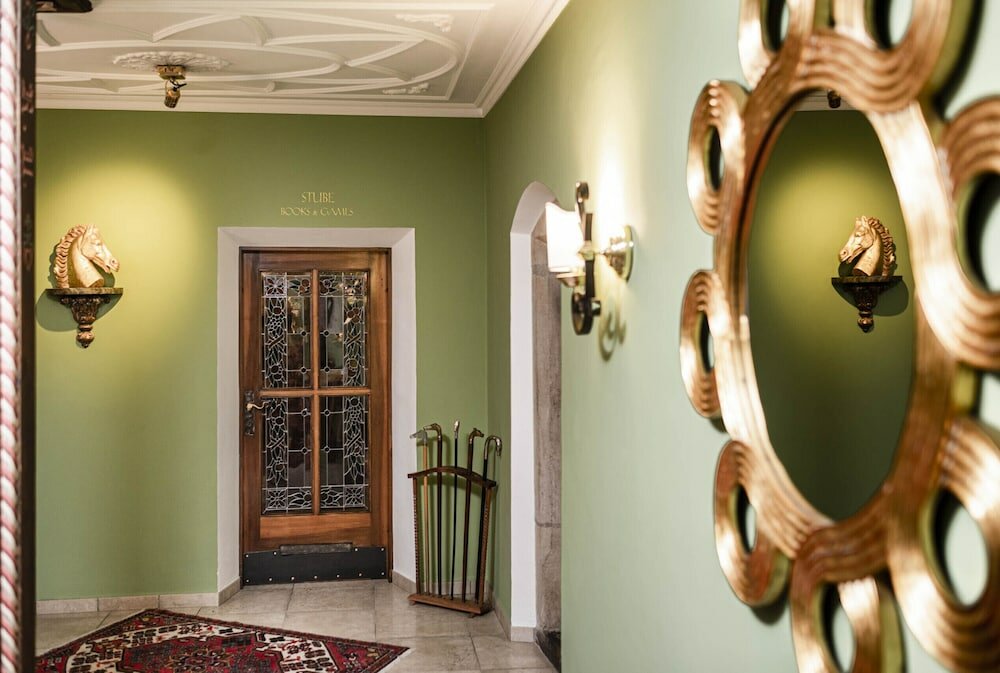 Фото Cavallino d'Oro