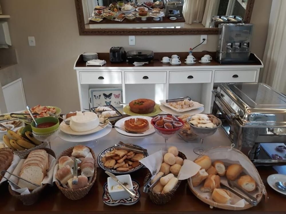 Фото Lirio D'Agua Hotel