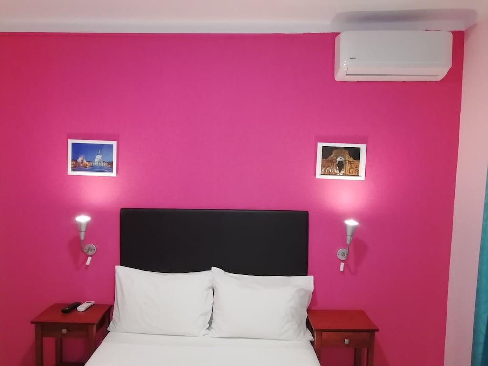 Фото Pensao Residencial Camoes