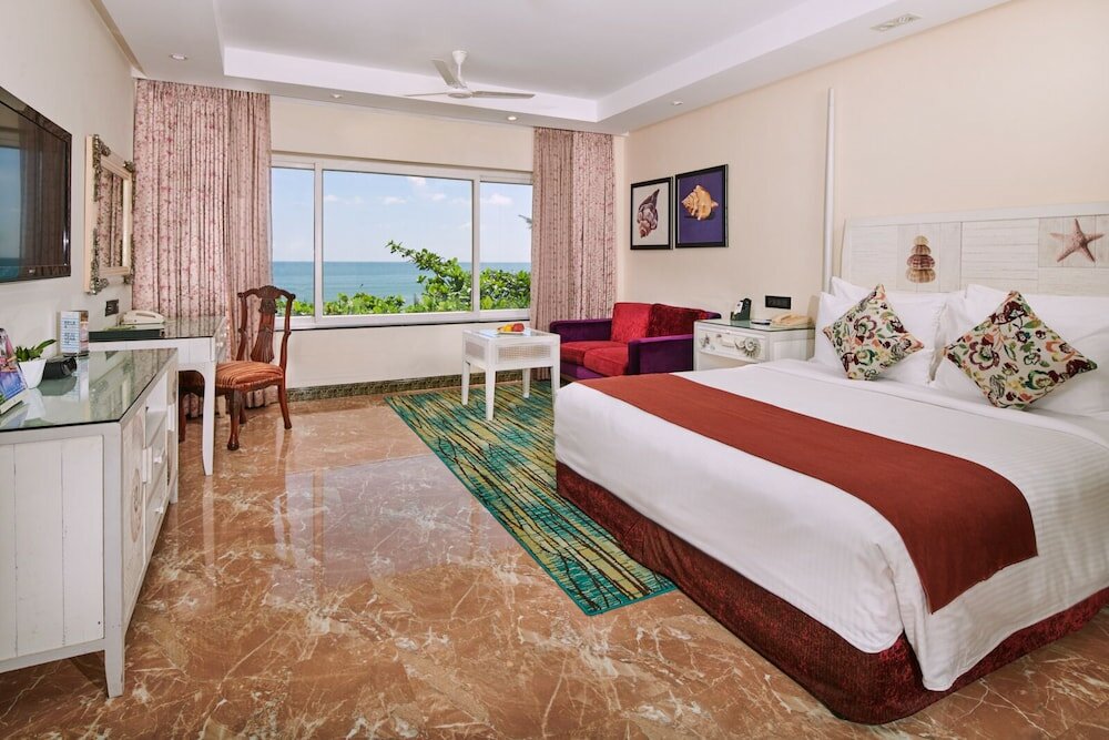 Фото Mayfair Waves