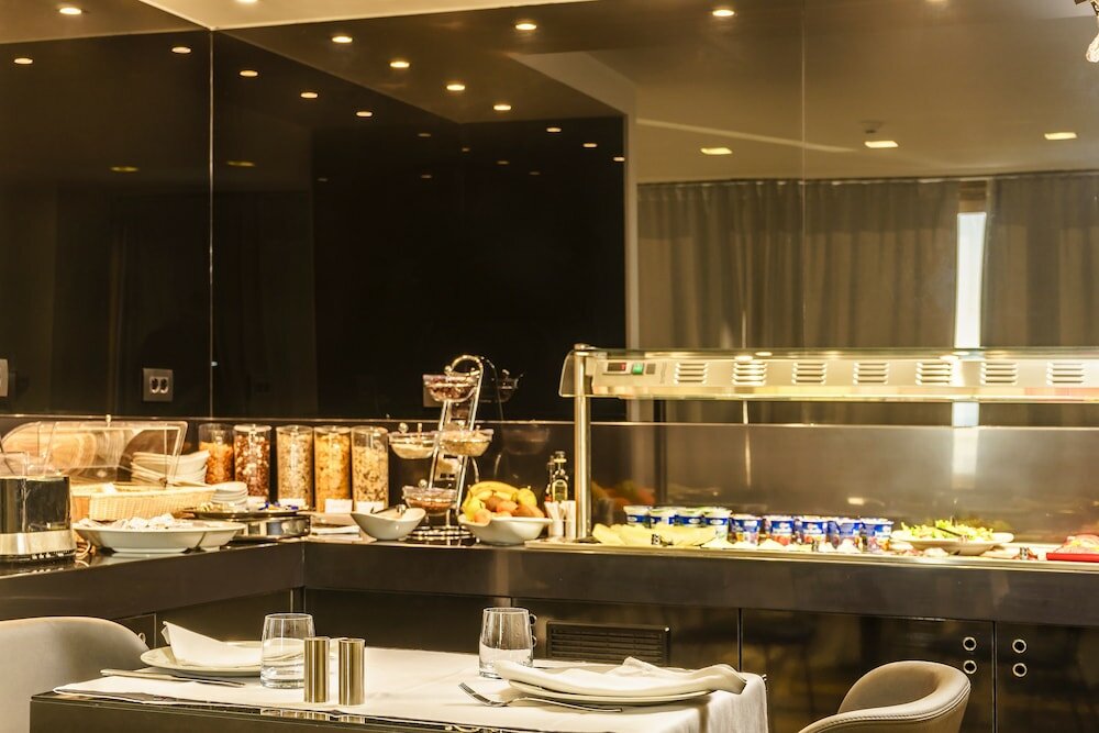 Фото The View Luxury Rooms