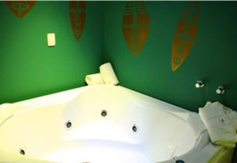 Фото Flex Inn Hotel - Adults Only