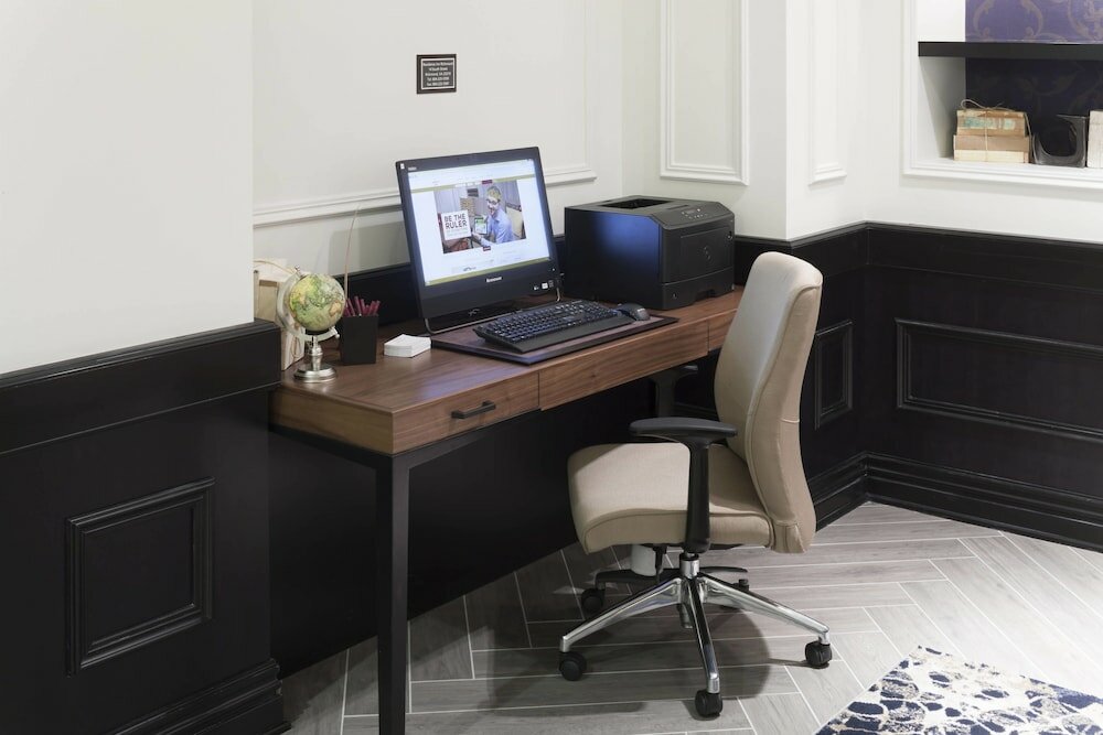 Фото Residence Inn by Marriott Richmond Downtown