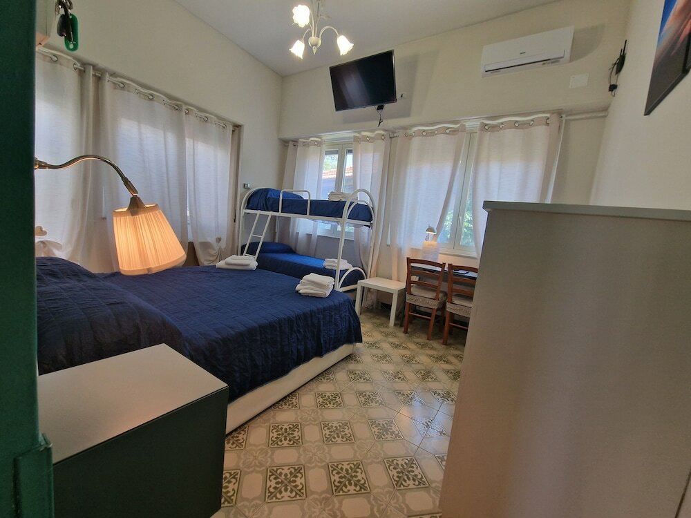 Фото Althea Etna Garden