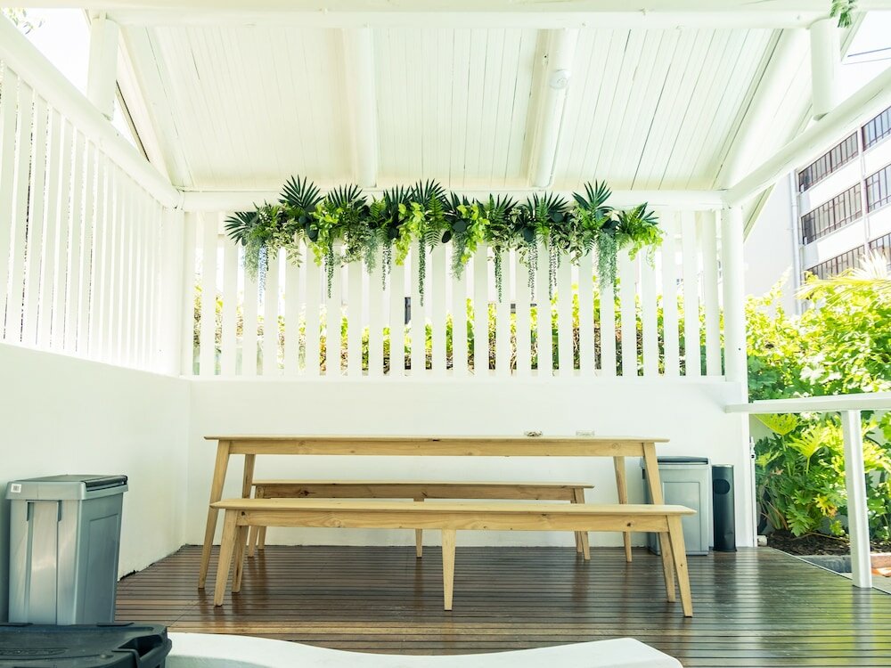 Фото Neighbourgood Hill