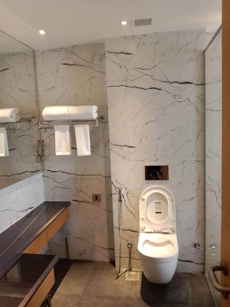 Фото Sarovar Portico Sonipat