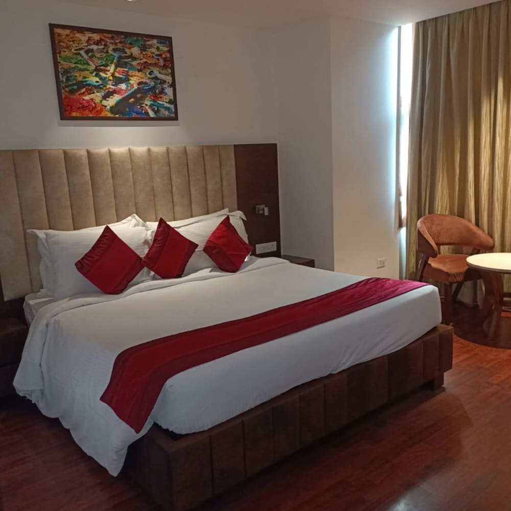 Фото Hylife Hotel and Convention