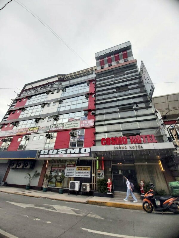 Гостиница Oyo 924 Cosmo Hotel Espana Near Ust в Маниле