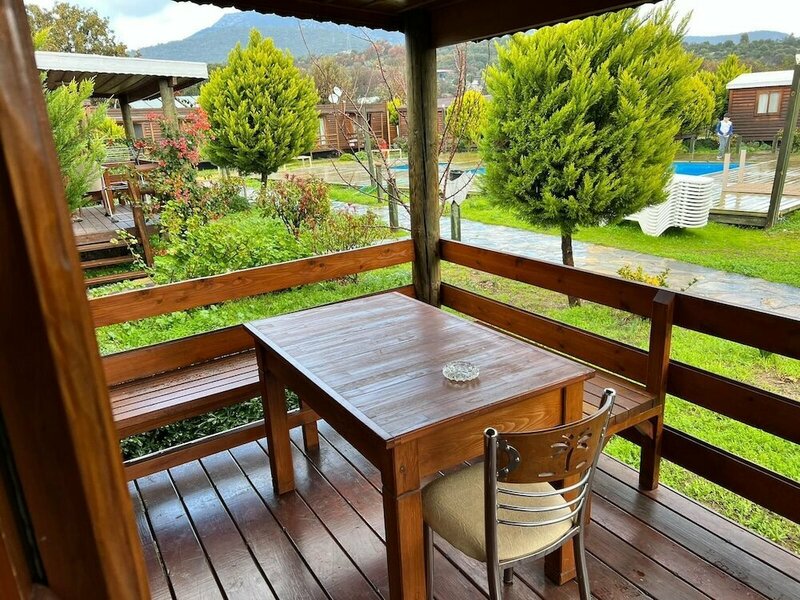 Гостиница Woodentowns в Битезе