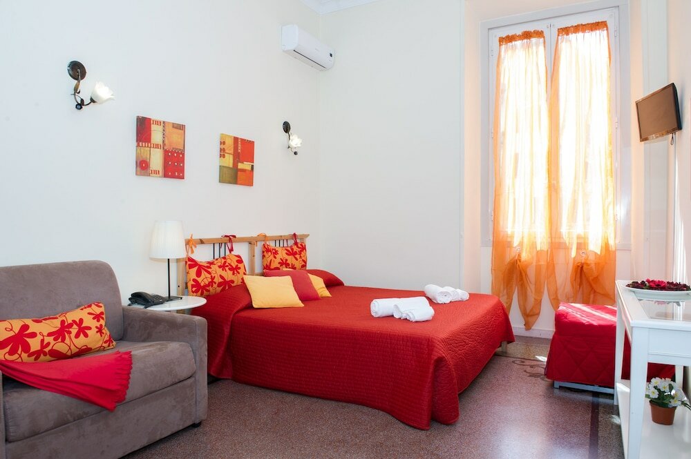 Фото Boezio House