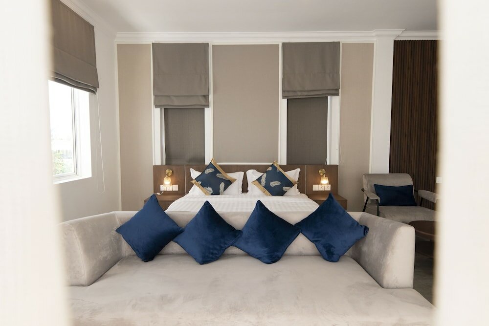 Фото Kampot RiverInn Boutique Hotel