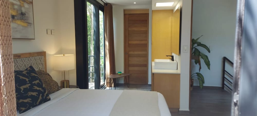 Фото Increíble Townhouse con piscina privada