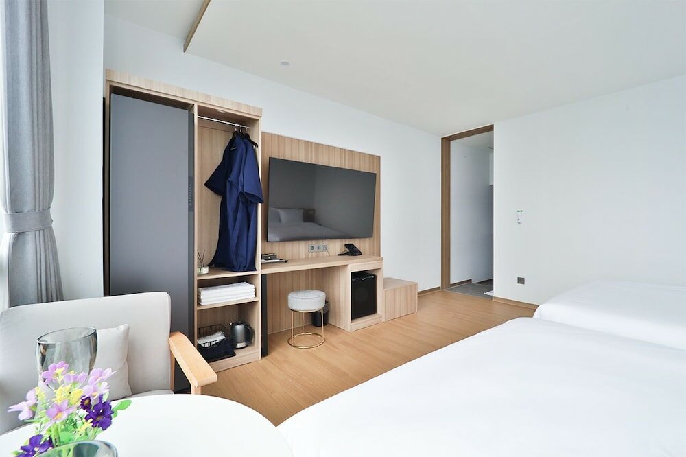 Фото The Van Hotel Ulsan