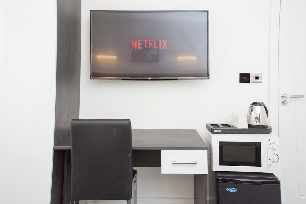 Фото Heathrow Windsor Studios and Rooms