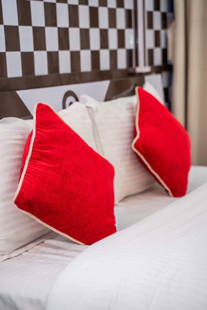 Фото Hotel Janmabhumi